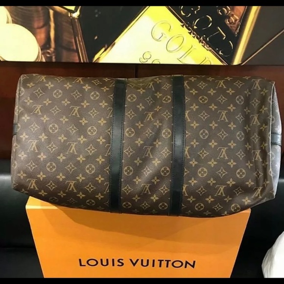 Louis Vuitton Keepall 60 Large Duffle Bag Monogram - Picture 3 of 5